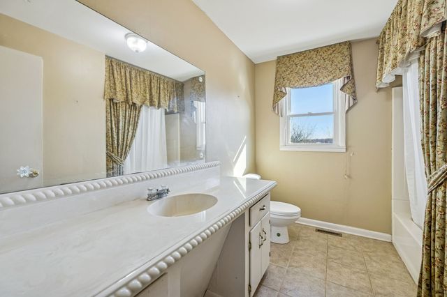 2921 Blanton Chapel Rd, Manchester, TN 37355