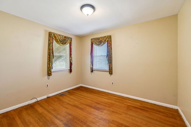 2921 Blanton Chapel Rd, Manchester, TN 37355