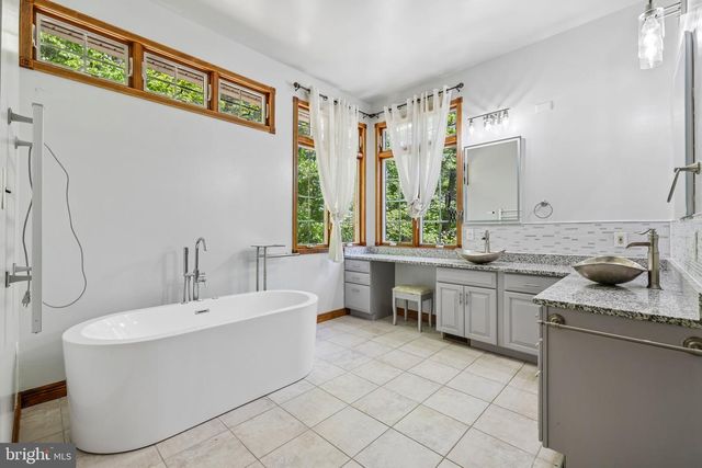 3632 BURKINS RD, Street, MD 21154