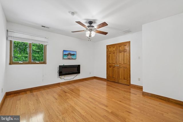 3632 BURKINS RD, Street, MD 21154