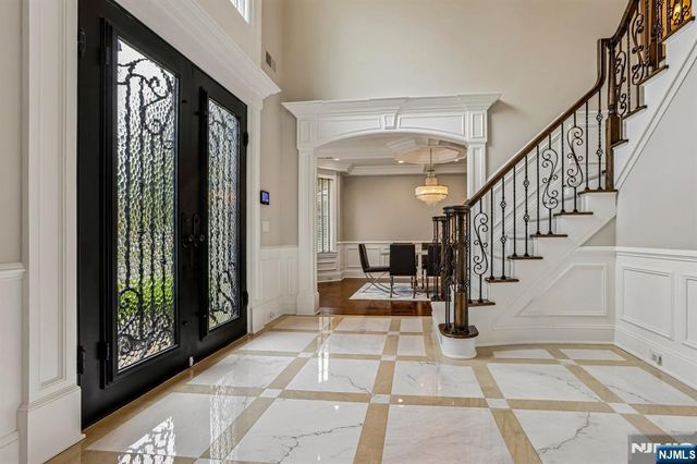196 Haase Avenue, Paramus, NJ 07652