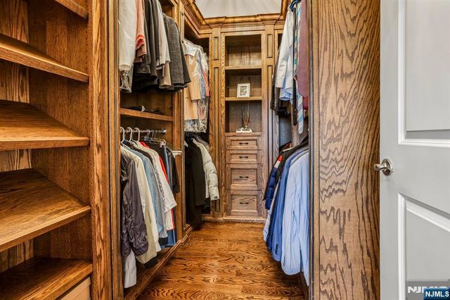196 Haase Avenue, Paramus, NJ 07652