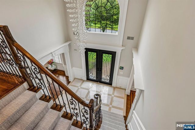196 Haase Avenue, Paramus, NJ 07652