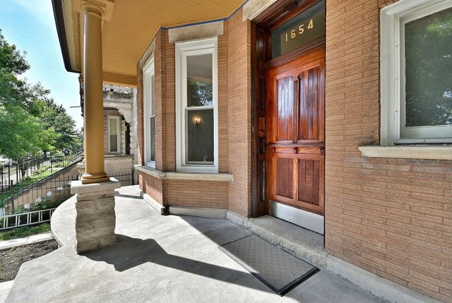 1654 S Millard Avenue, Chicago, IL 60623