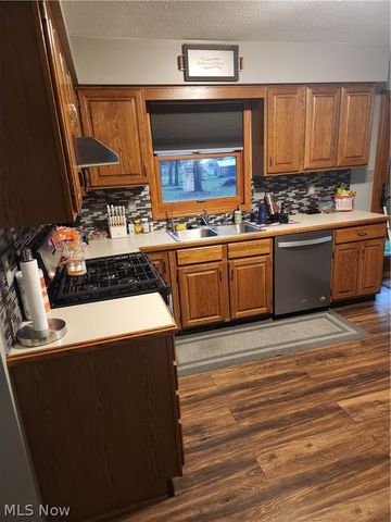 103 Pin Oak Trail, Seville, OH 44273