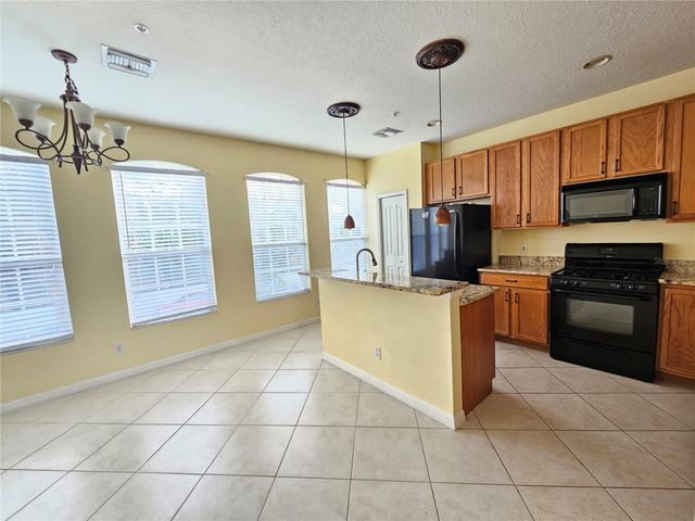 2927 POINTEVIEW DRIVE, Tampa, FL 33611