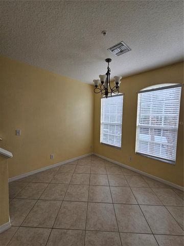 2927 POINTEVIEW DRIVE, Tampa, FL 33611