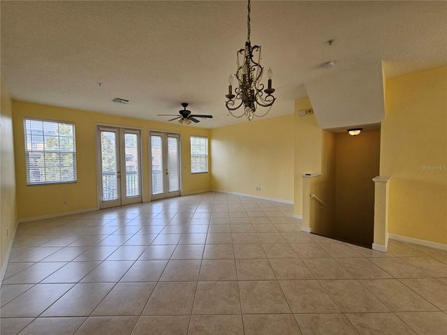 2927 POINTEVIEW DRIVE, Tampa, FL 33611