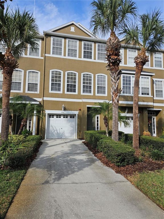 2927 POINTEVIEW DRIVE, Tampa, FL 33611