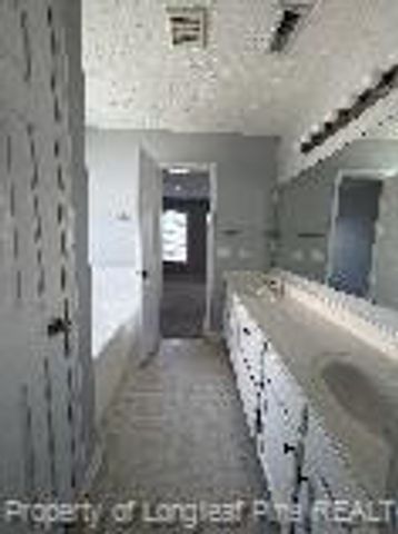 106 Boston Harbor, Cameron, NC 28326