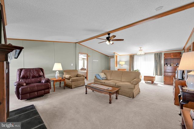379 W SPRUCE ST, Palmyra, PA 17078