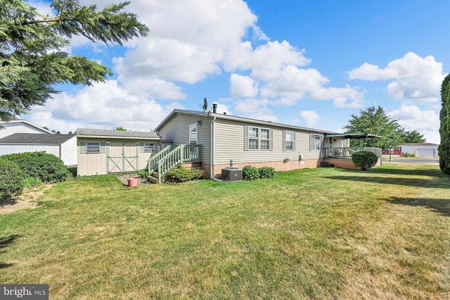 379 W SPRUCE ST, Palmyra, PA 17078