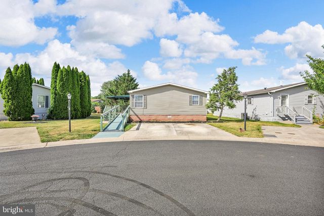 379 W SPRUCE ST, Palmyra, PA 17078