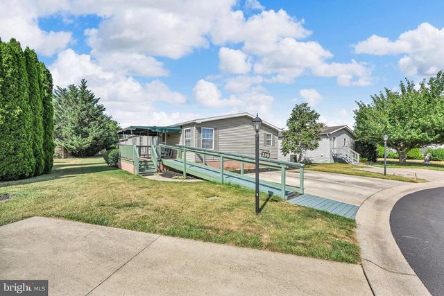 379 W SPRUCE ST, Palmyra, PA 17078