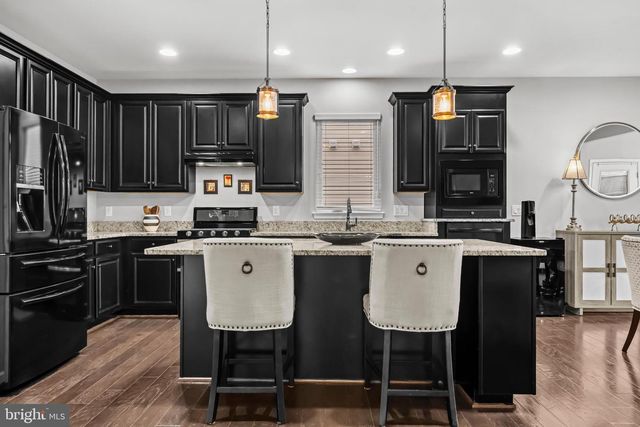 110 BATTERY POINT DR, Fredericksburg, VA 22406