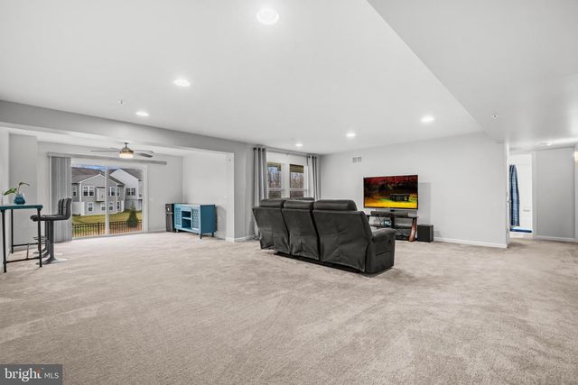 110 BATTERY POINT DR, Fredericksburg, VA 22406