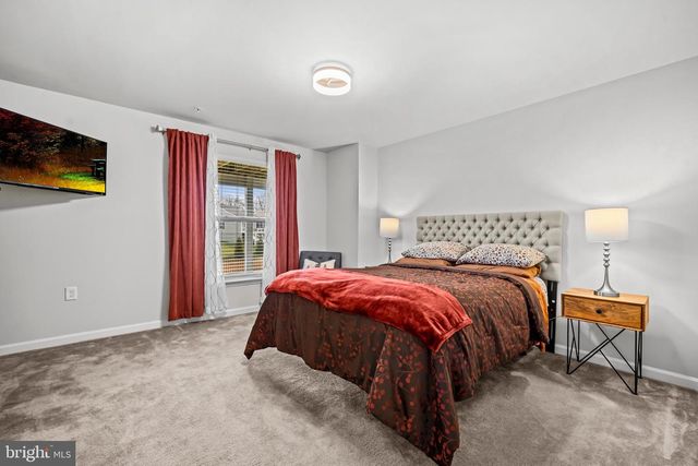 110 BATTERY POINT DR, Fredericksburg, VA 22406