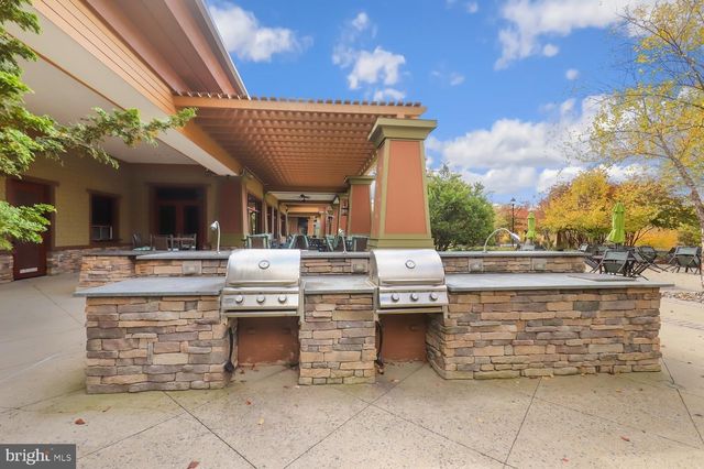 110 BATTERY POINT DR, Fredericksburg, VA 22406