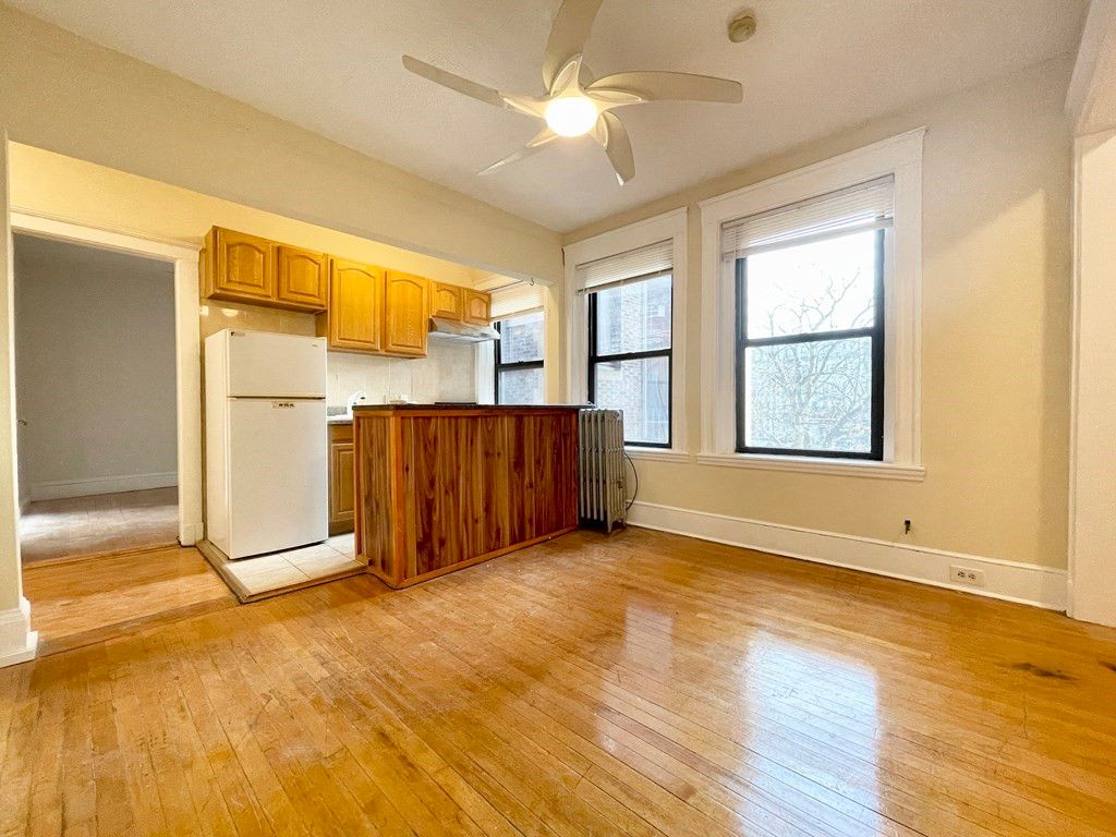 1269 Commonwealth Ave 4, Boston, MA 02134