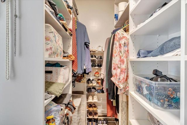 150 Waterwood Drive, Moneta, VA 24121