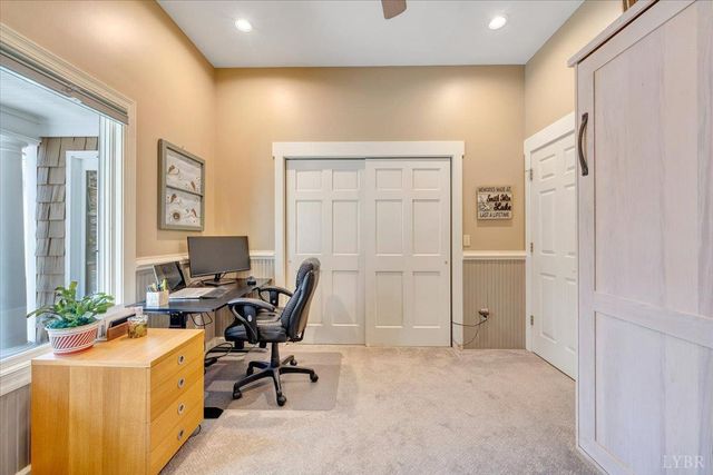 150 Waterwood Drive, Moneta, VA 24121