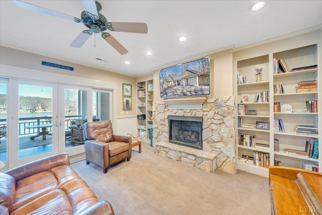 150 Waterwood Drive, Moneta, VA 24121