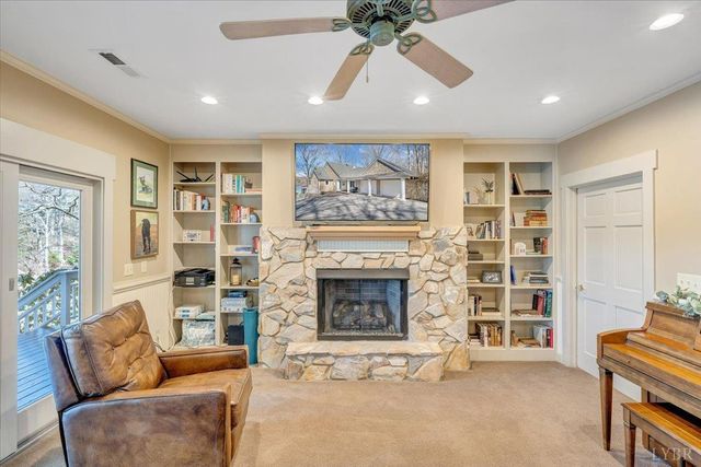 150 Waterwood Drive, Moneta, VA 24121