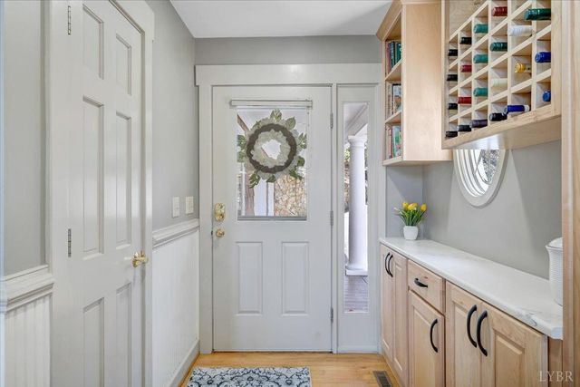 150 Waterwood Drive, Moneta, VA 24121