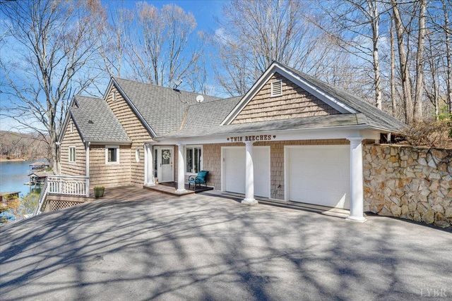 150 Waterwood Drive, Moneta, VA 24121