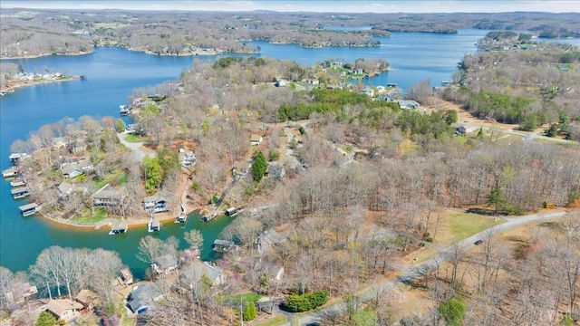 150 Waterwood Drive, Moneta, VA 24121