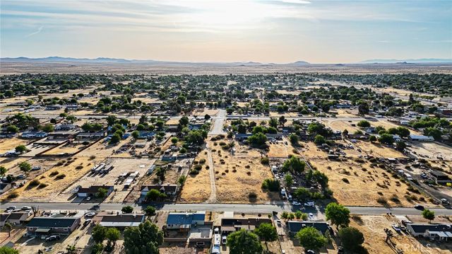 40592 168th Street E, Lake Los Angeles, CA 93535
