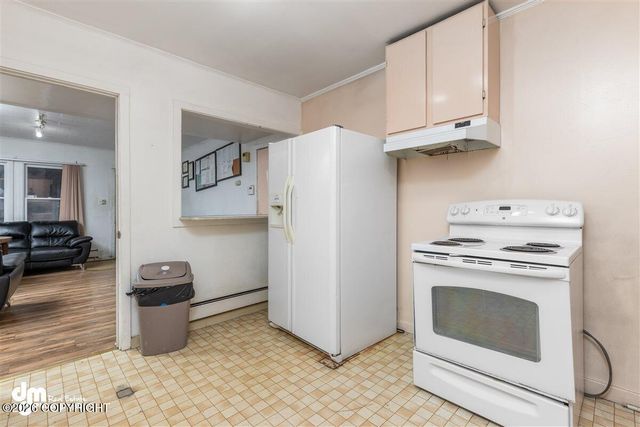 1102 W 29th Place, Anchorage, AK 99503