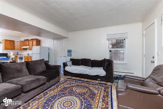 1102 W 29th Place, Anchorage, AK 99503