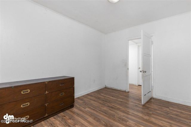 1102 W 29th Place, Anchorage, AK 99503