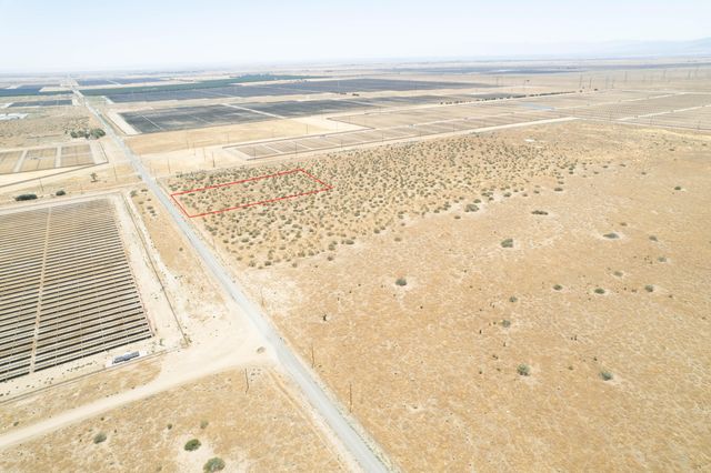 Gaskell Road, Rosamond, CA 93560