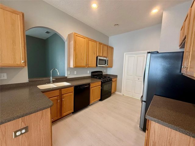 31819 BLYTHEWOOD WAY, Wesley Chapel, FL 33543