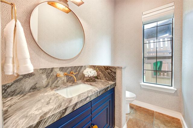 1403 Wakefield Drive, Houston, TX 77018