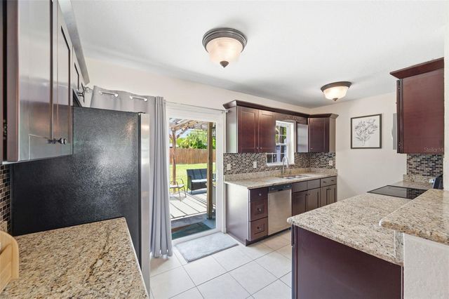 8685 MAGNOLIA DRIVE, Seminole, FL 33777