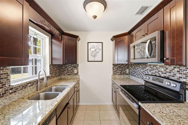 8685 MAGNOLIA DRIVE, Seminole, FL 33777
