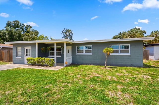 8685 MAGNOLIA DRIVE, Seminole, FL 33777