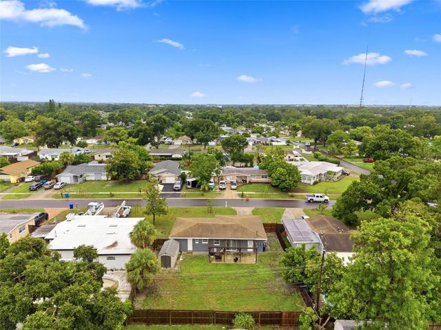 8685 MAGNOLIA DRIVE, Seminole, FL 33777