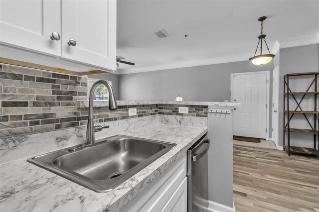 4802 51ST STREET W 1207, Bradenton, FL 34210