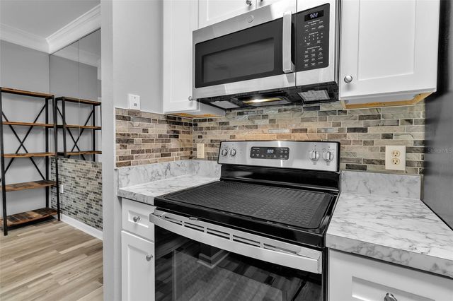 4802 51ST STREET W 1207, Bradenton, FL 34210