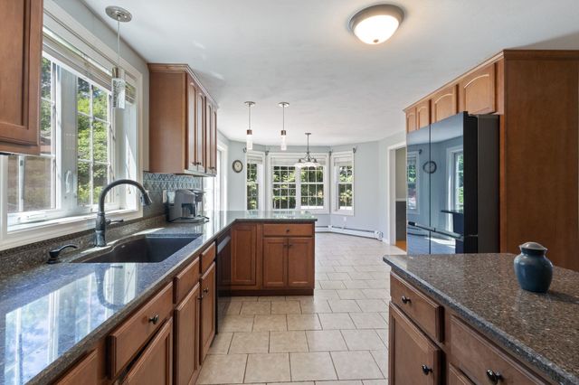 240 Old Nottingham Road, Epping, NH 03042