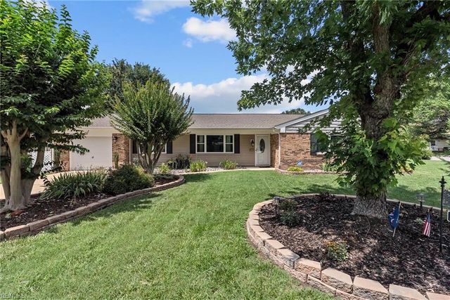 5112 Clear Lake Cir CIR, Virginia Beach, VA 23464