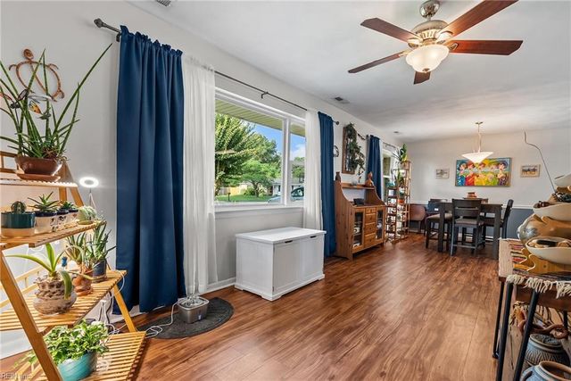 5112 Clear Lake Cir CIR, Virginia Beach, VA 23464