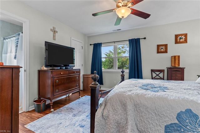5112 Clear Lake Cir CIR, Virginia Beach, VA 23464