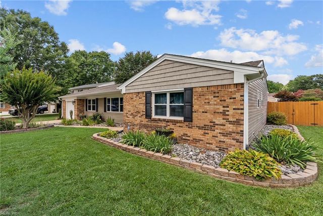 5112 Clear Lake Cir CIR, Virginia Beach, VA 23464