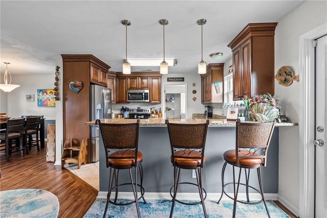 5112 Clear Lake Cir CIR, Virginia Beach, VA 23464