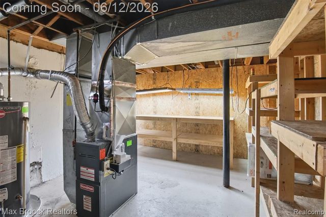 3745 Hayes Street, Wayne, MI 48184